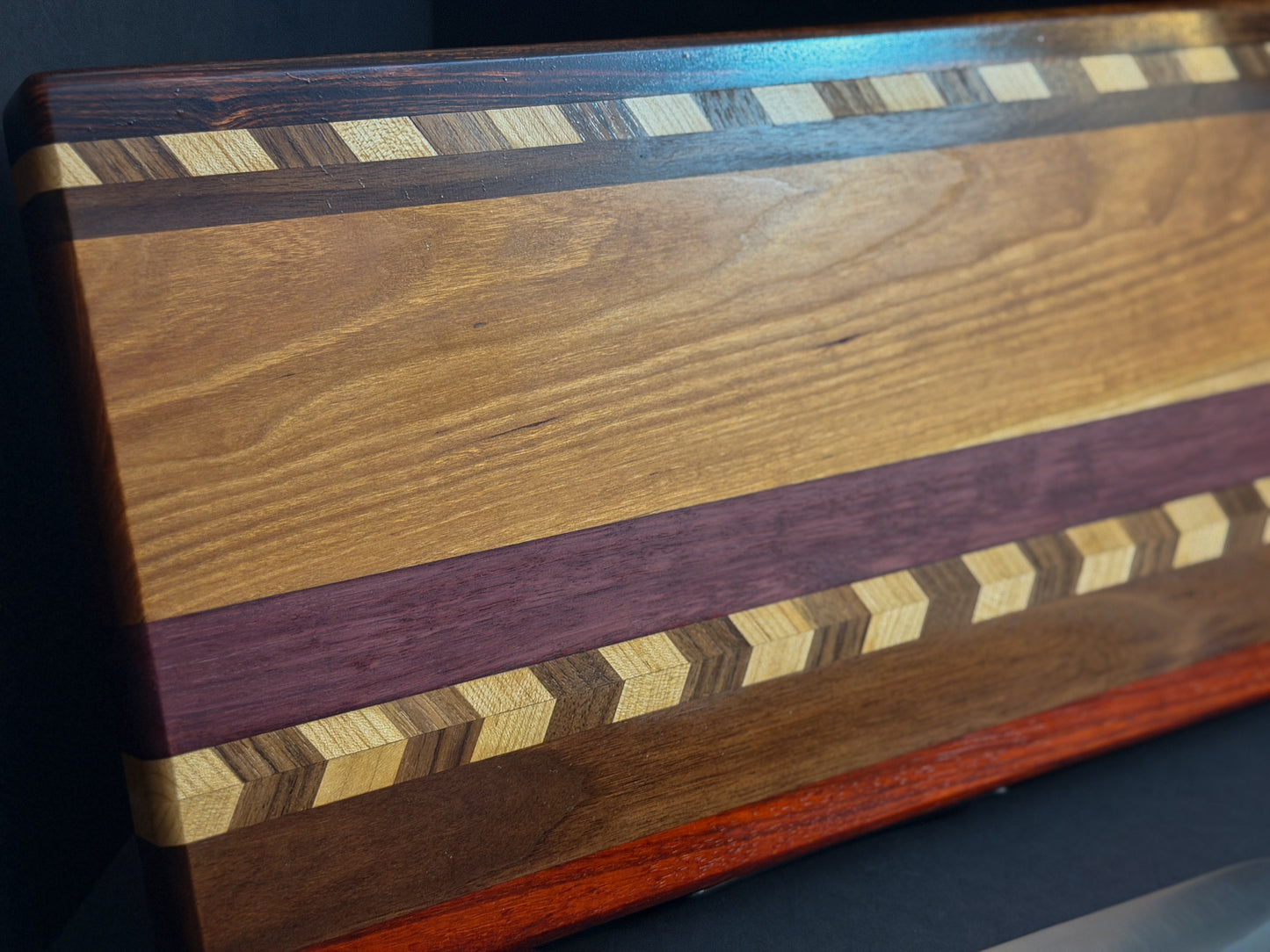 Ribbon Stripe Cutting Board