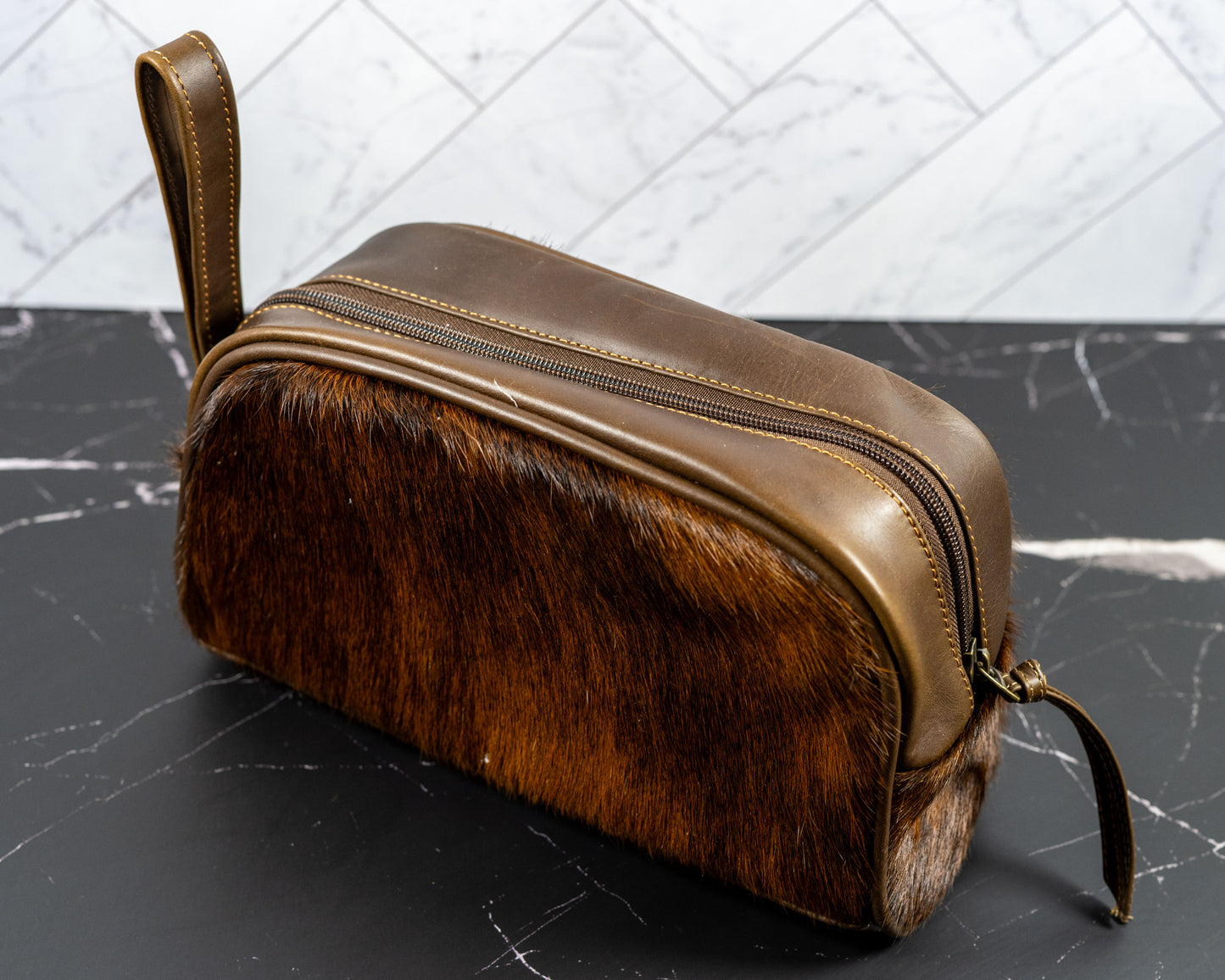 Cowhide Leather Toiletry Dopp Kit Travel Bag