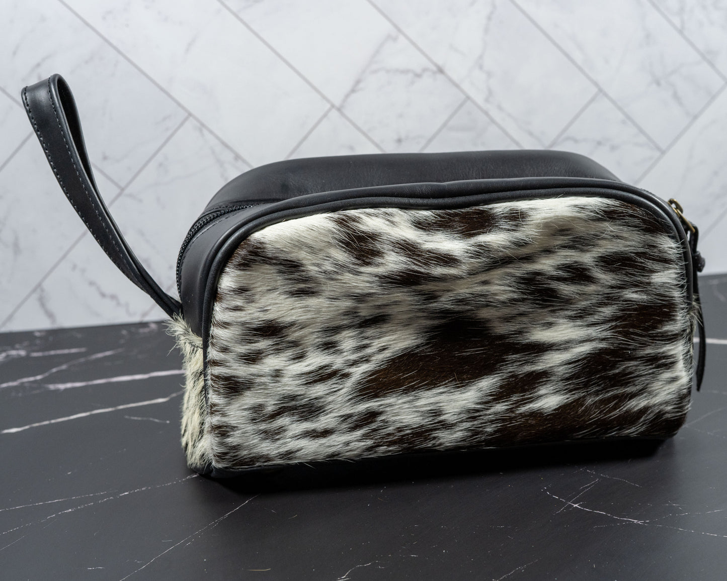 Cowhide Leather Toiletry Dopp Kit Travel Bag