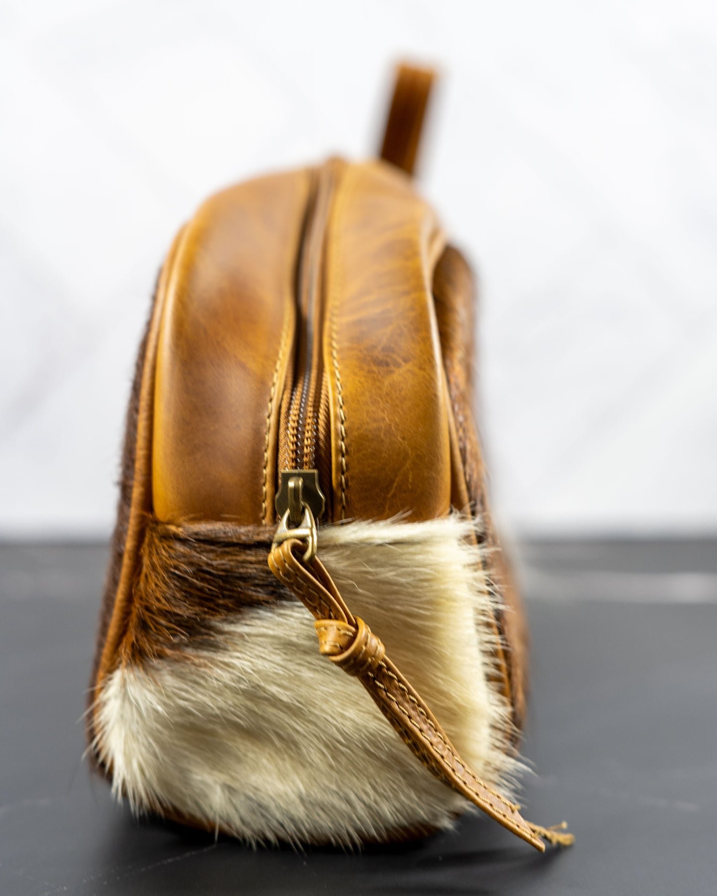 Cowhide Leather Toiletry Dopp Kit Travel Bag