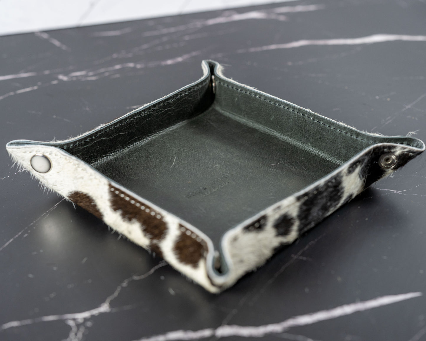 COWHIDE LEATHER TRAY - jewelry storage keys 